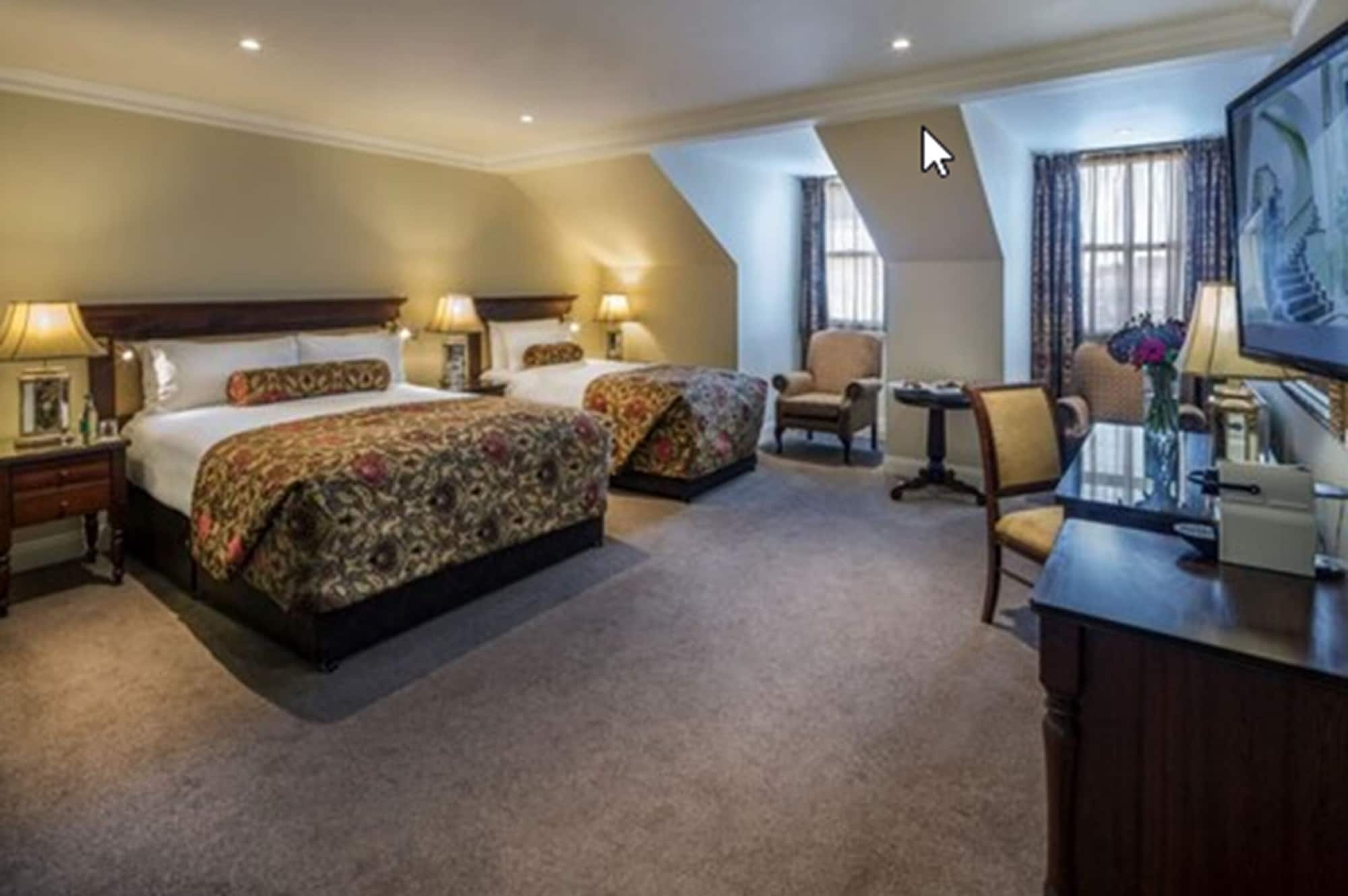 CLASSIC, TWIN BEDS