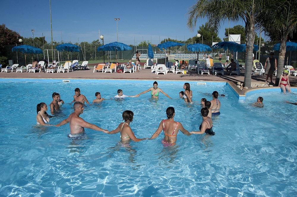 VILLAGGIO LE DIOMEDEE 46/70