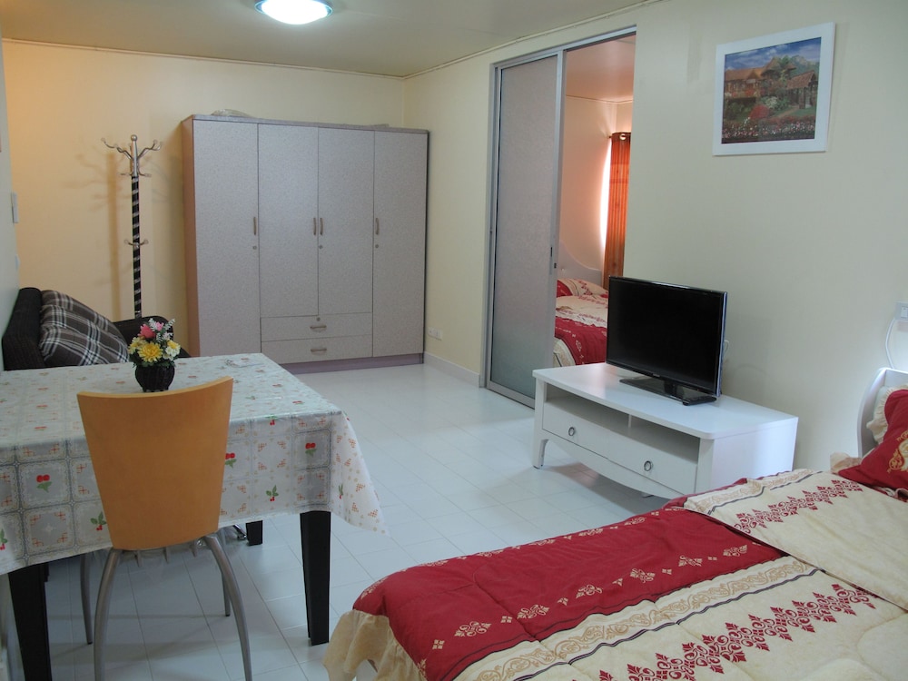 Sk Muangthongthani Apartment 37/48