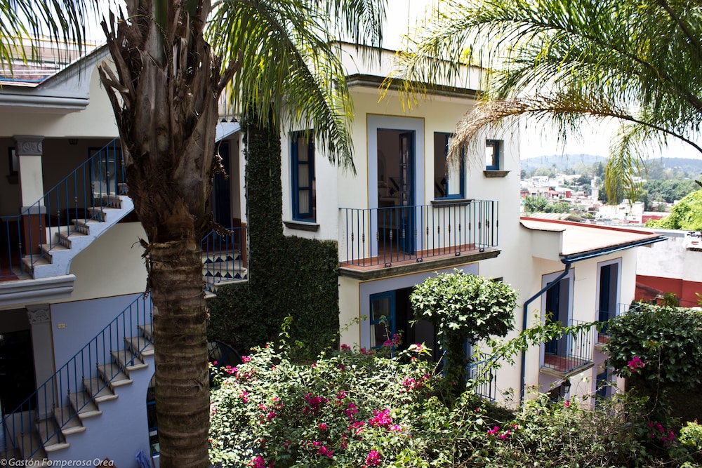 Posada del Cafeto 7/66