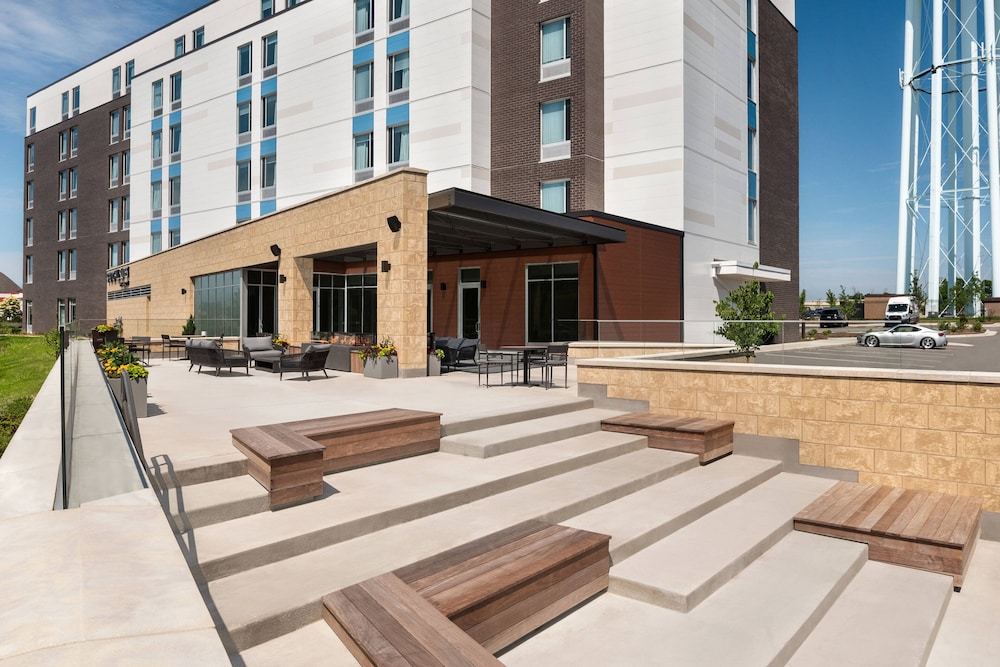 Springhill Suites Milwaukee West Wauwatosa 3/50