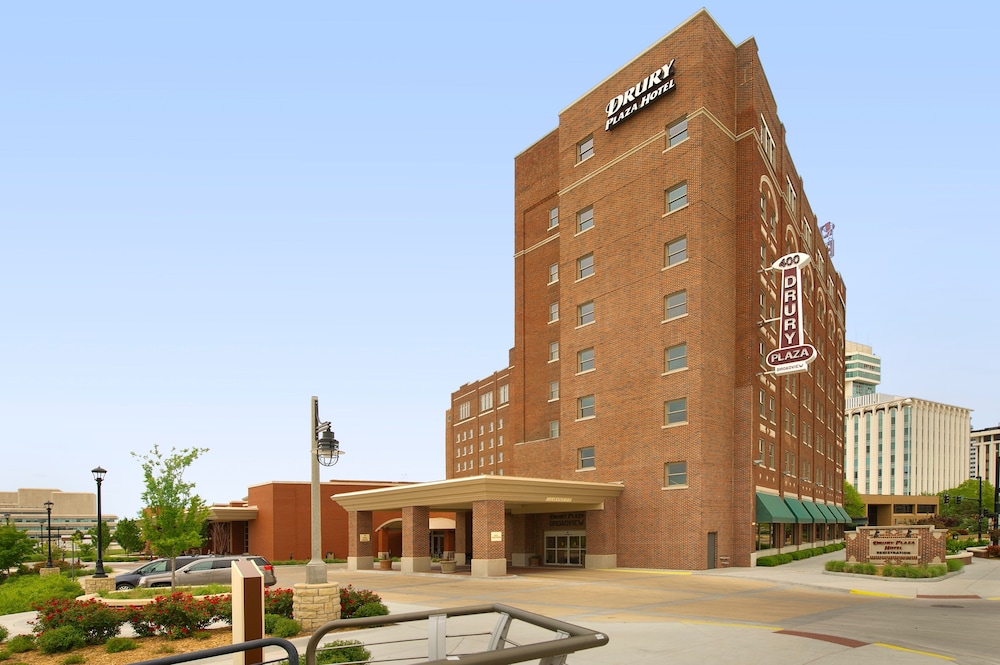 Drury Plaza Hotel Broadview Wichita 4/50
