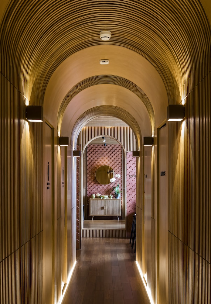 Chicland Da Nang Beach Hotel 35/72