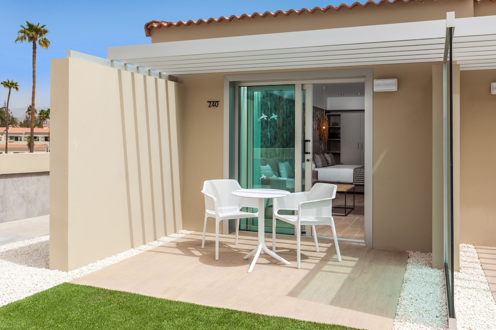 Kumara Serenoa by Lopesan Hotels 8/66
