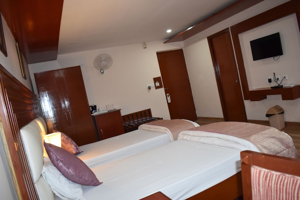 Hotel Sujata 20/64