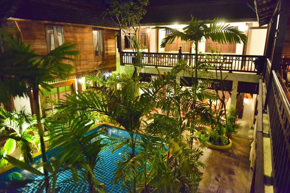Hongkhao Village 85/100