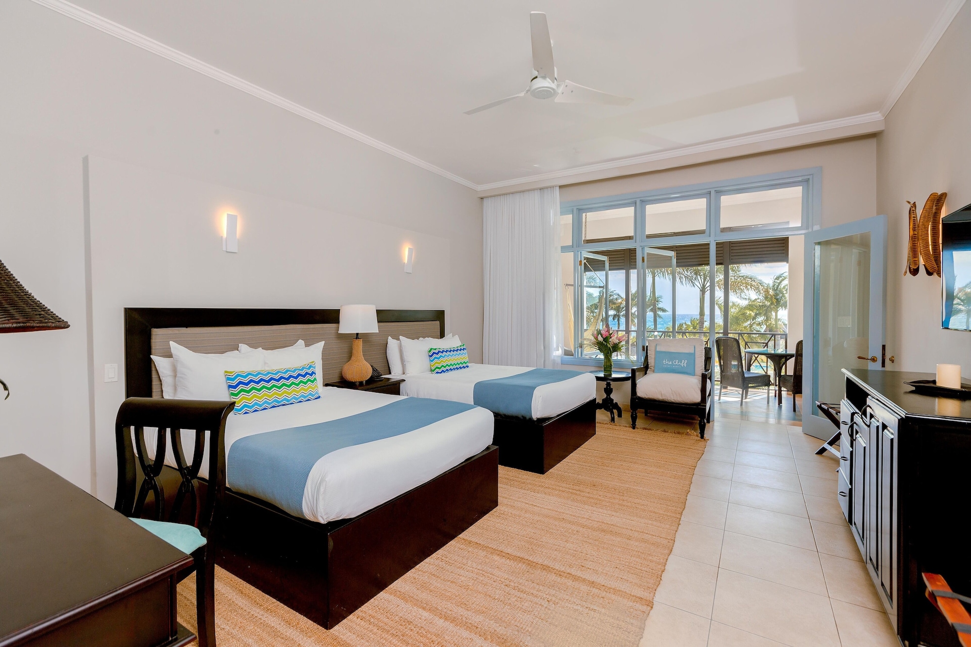 GUEST ROOM, DOUBLE BED, RESORT VIEW