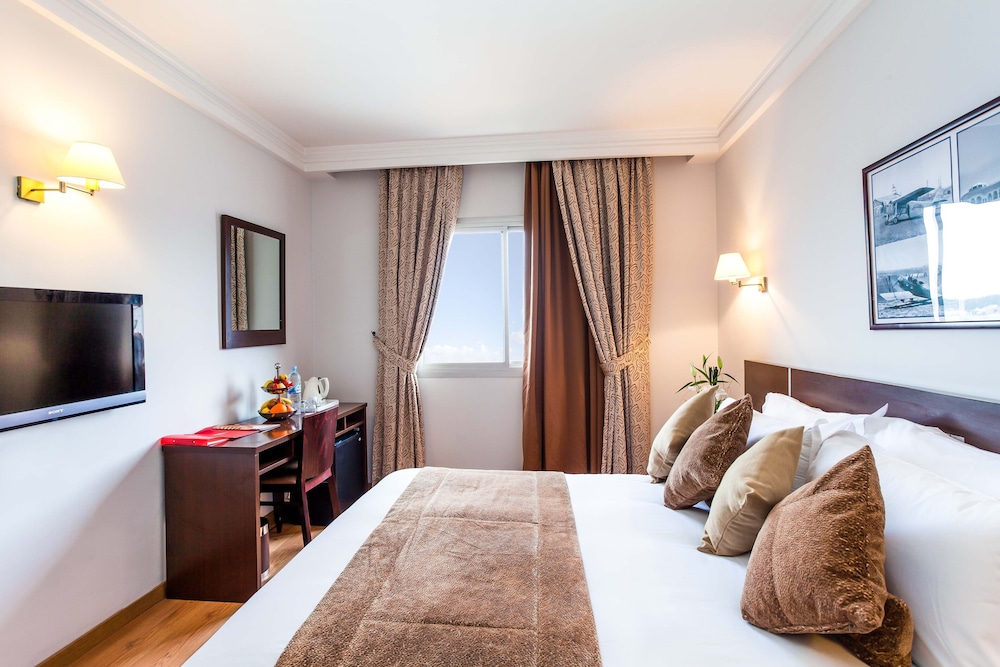 STANDARD, TWIN BEDS