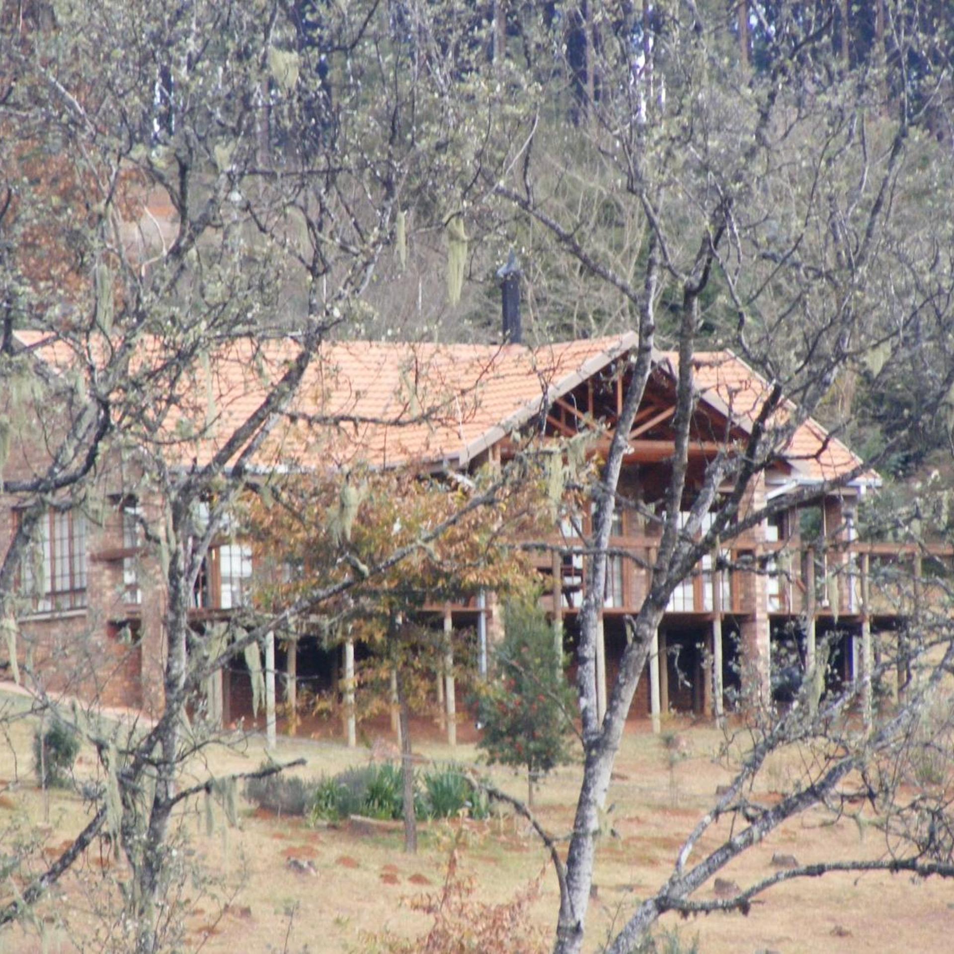 Cheerio Trout Fishing & Holiday Resort 25/50