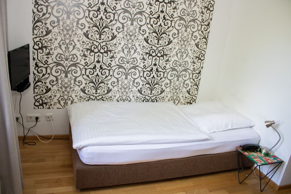 Hotel Stern 19/50