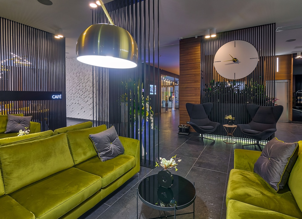 Nyota Hotel & Conference Center 13/33