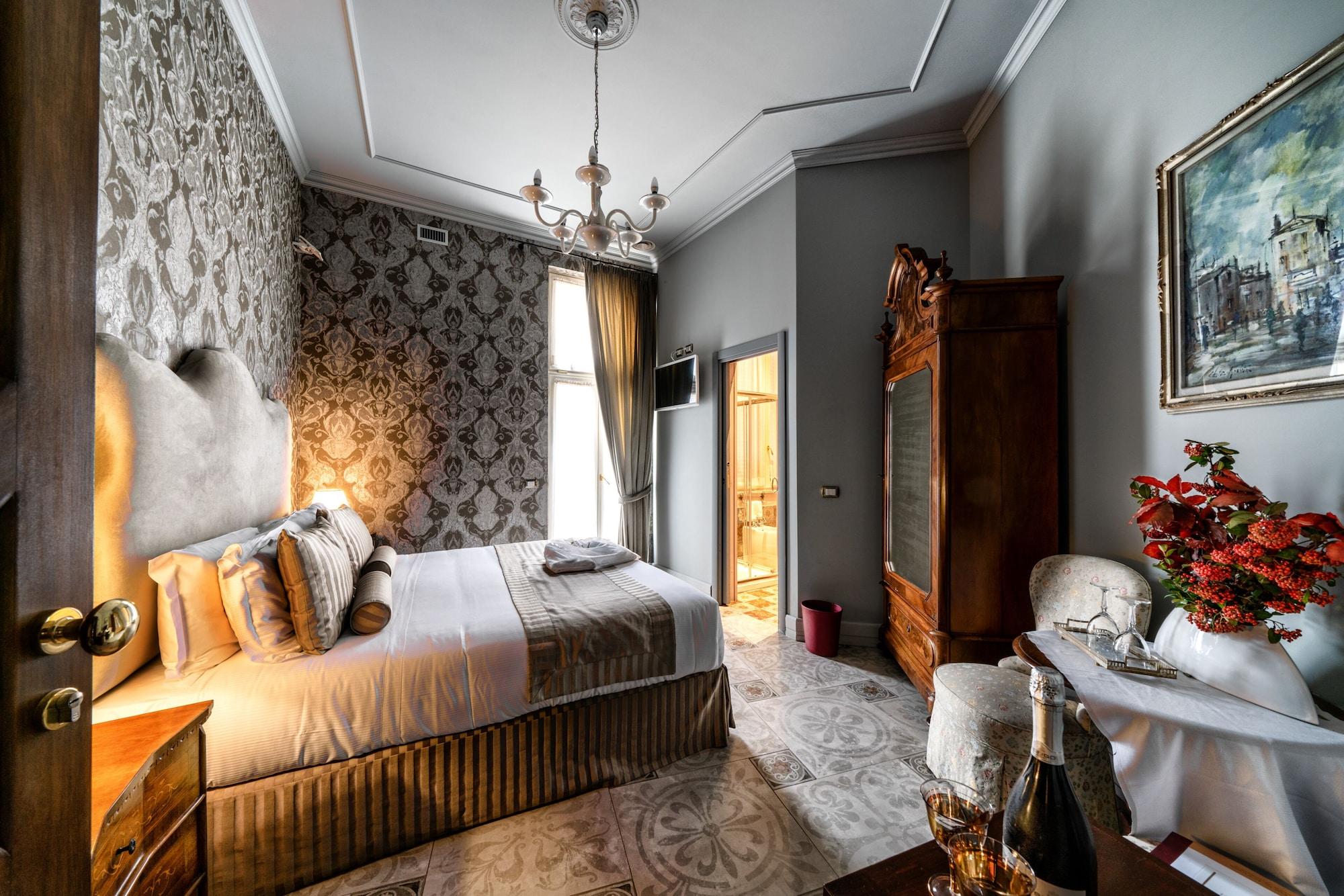 Dolce, Standard, Double Bed