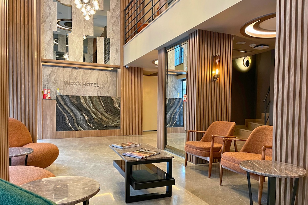 Woxx Hotel 30/39