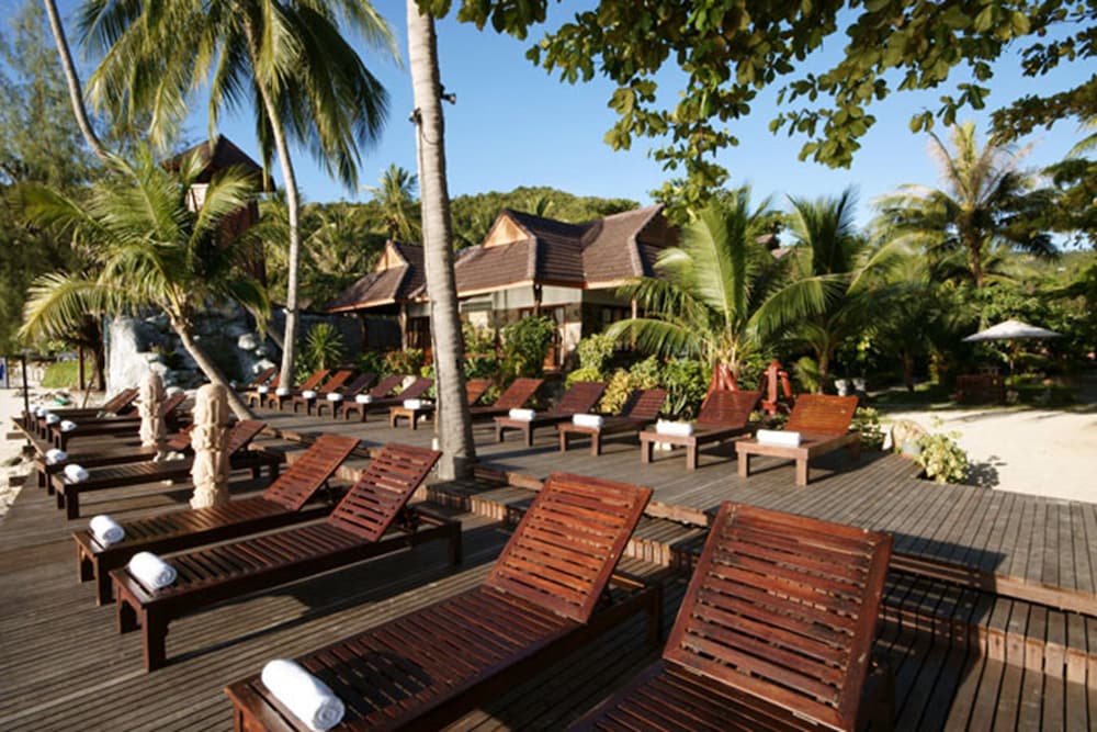 SALAD BEACH RESORT 26/38