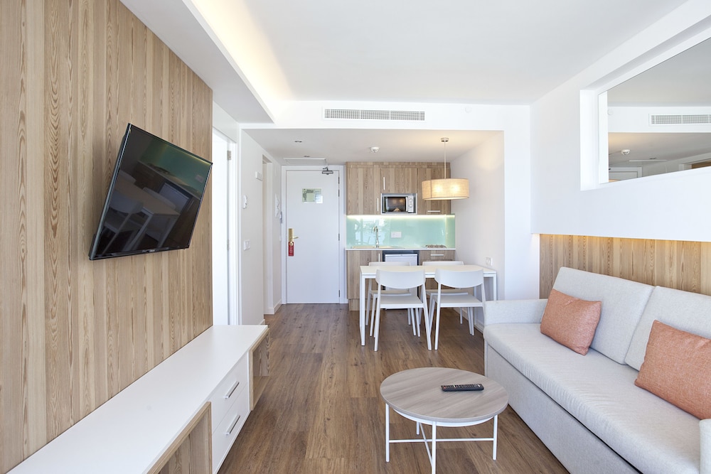 Ponent Mar Aparthotel 45/62