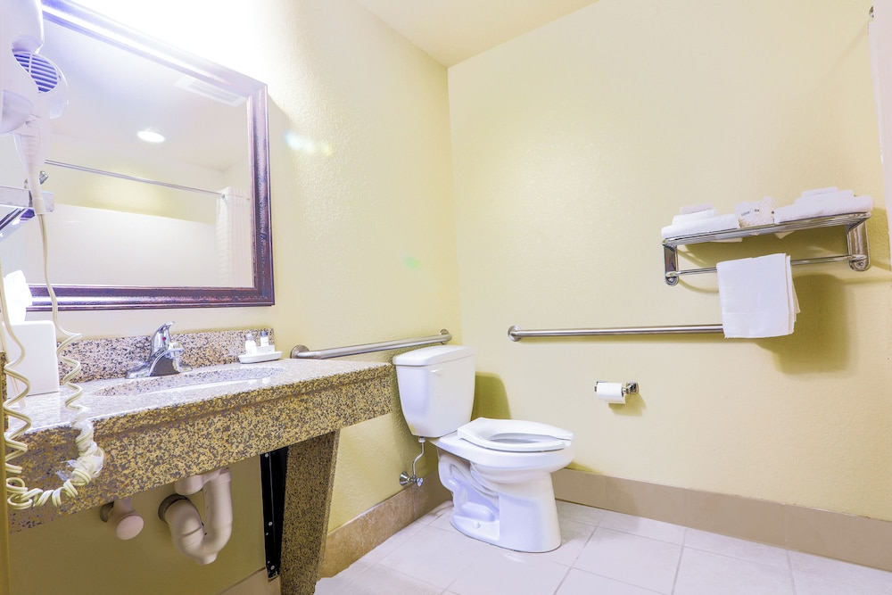 The Evansville Inn 29/32