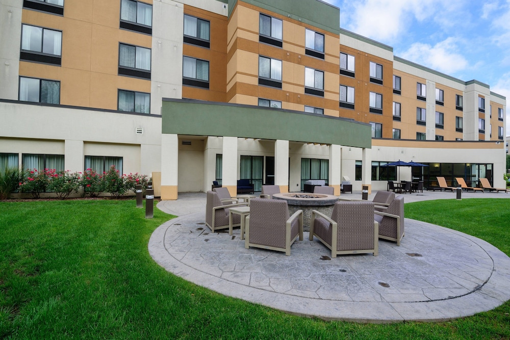 Courtyard by Marriott Wilkes-Barre Arena 43/48