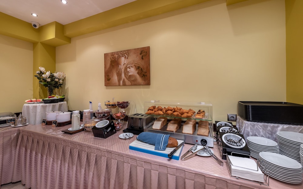 Marine Congo Hotel 30/42