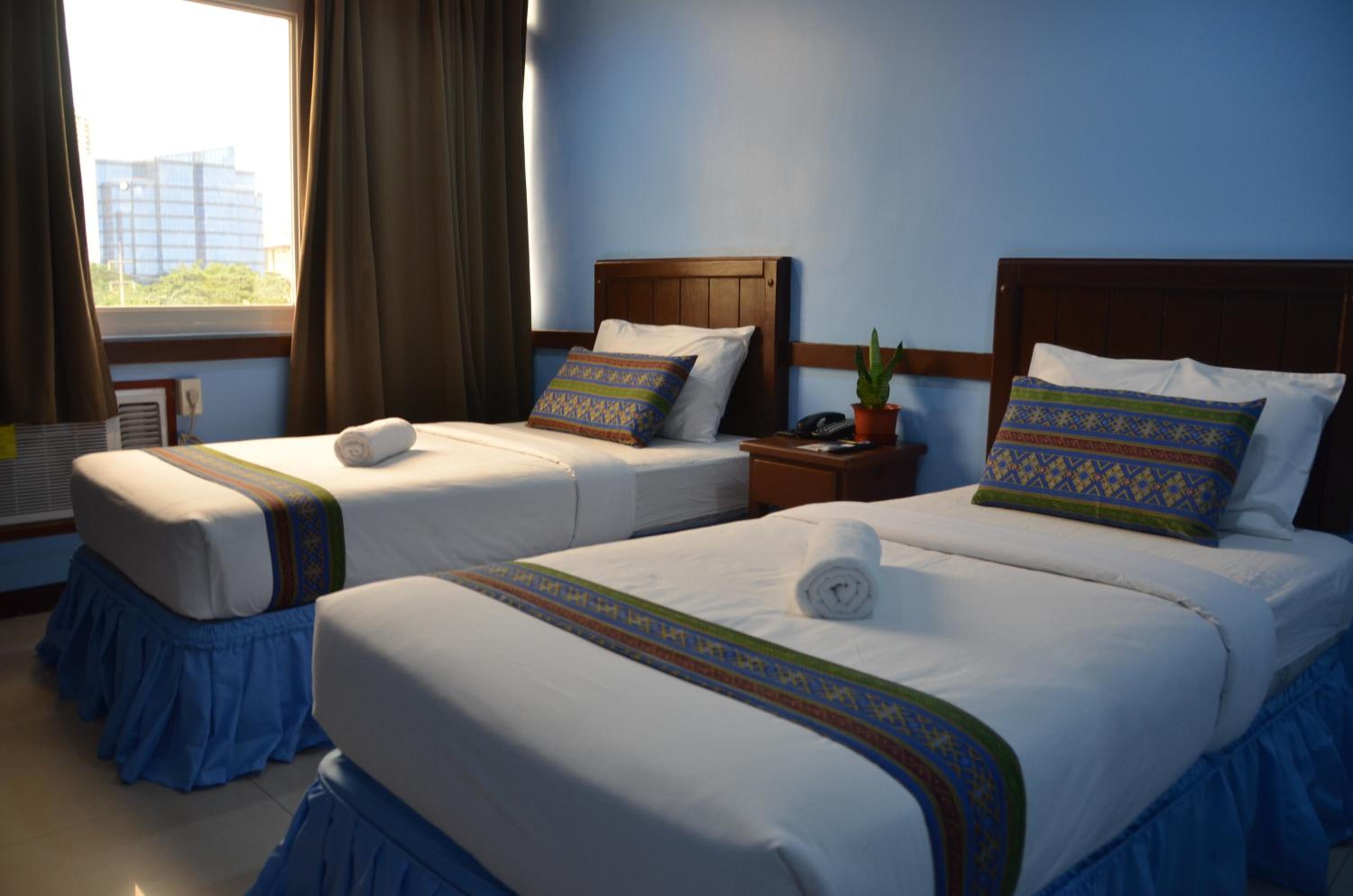 Alu Hotel Davao 10/22