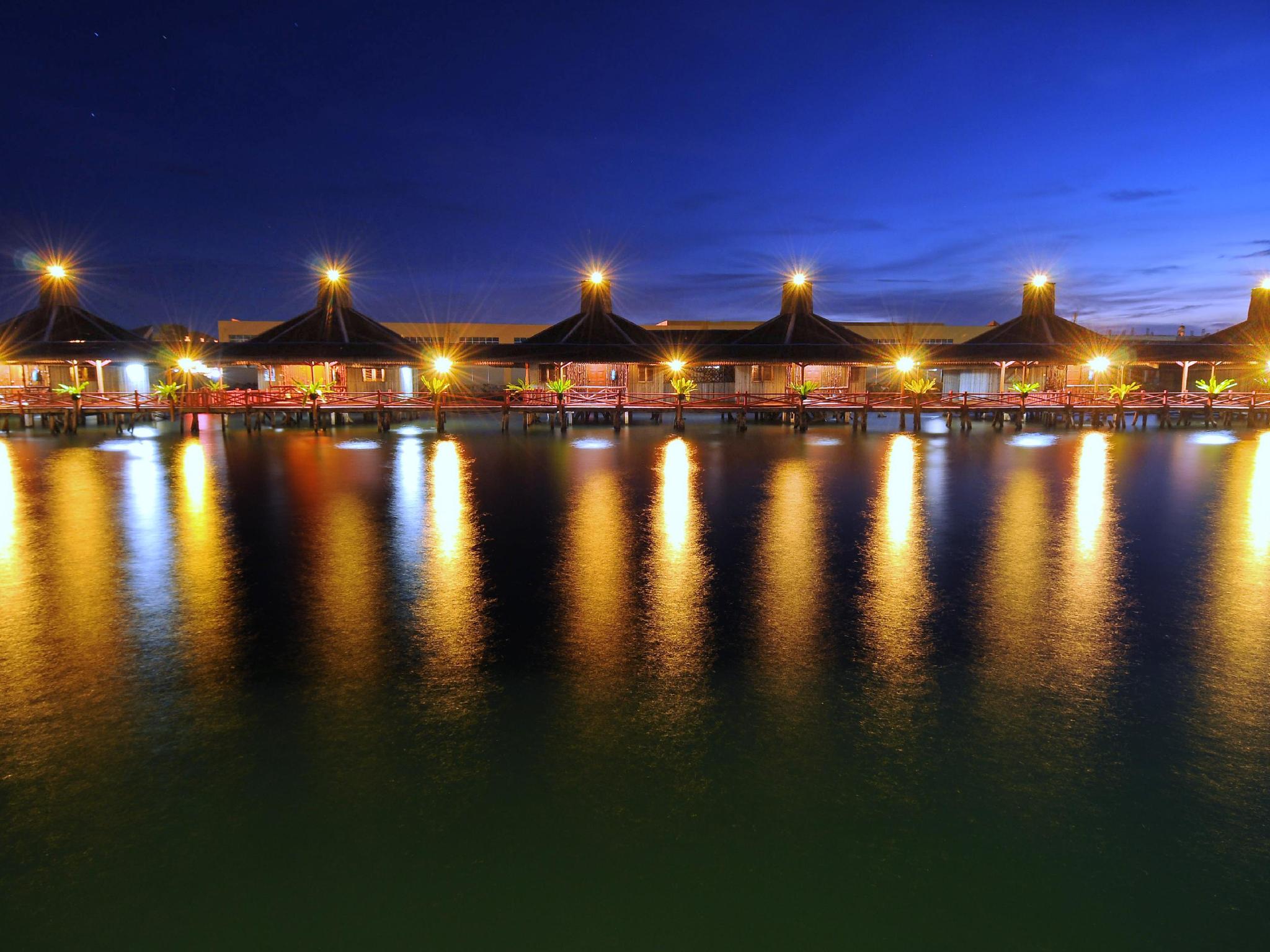 Dragon Inn Floating Resort 22/29