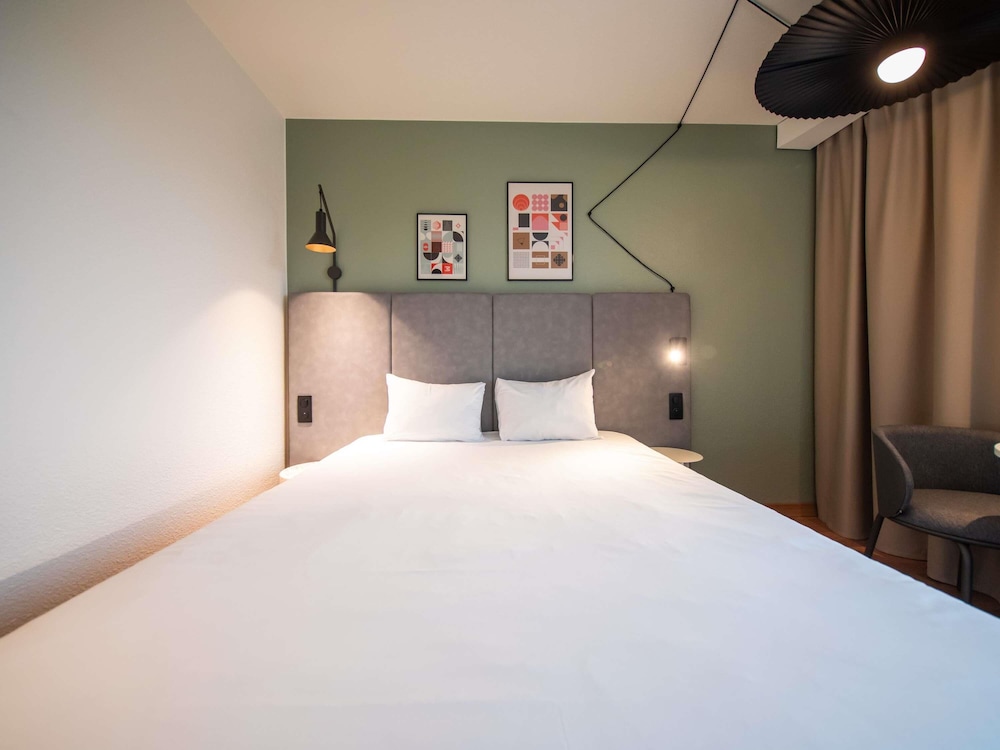 STANDARD, DOUBLE BED