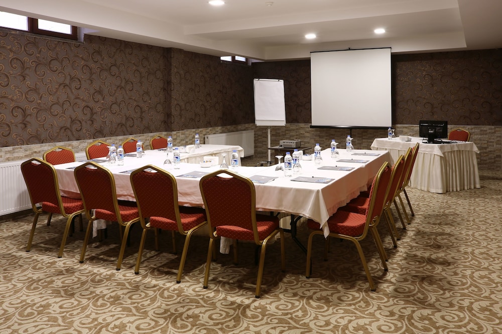 New Balturk Hotel Izmit 65/73