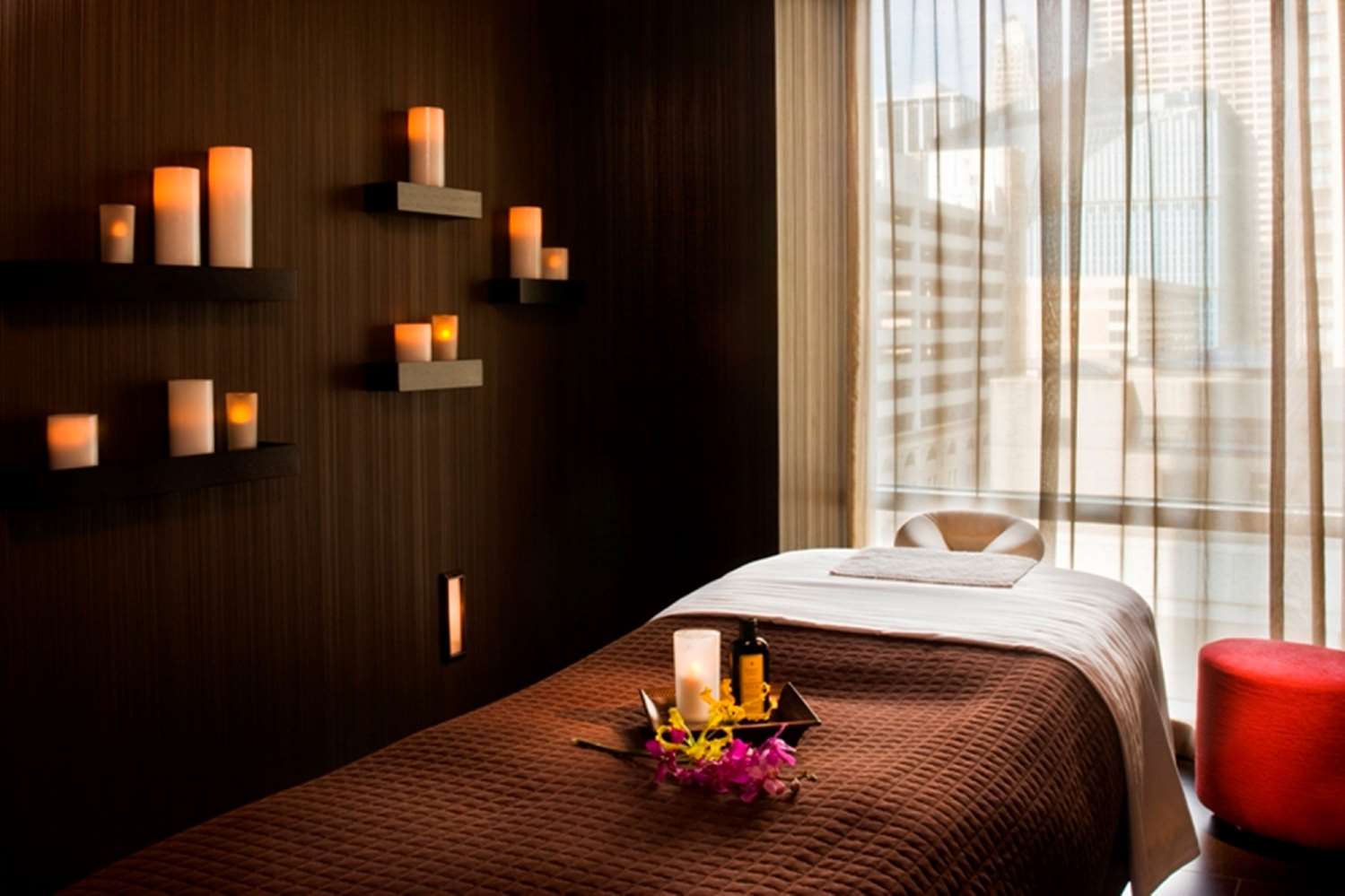 theWit Chicago, a Hilton Hotel 27/67