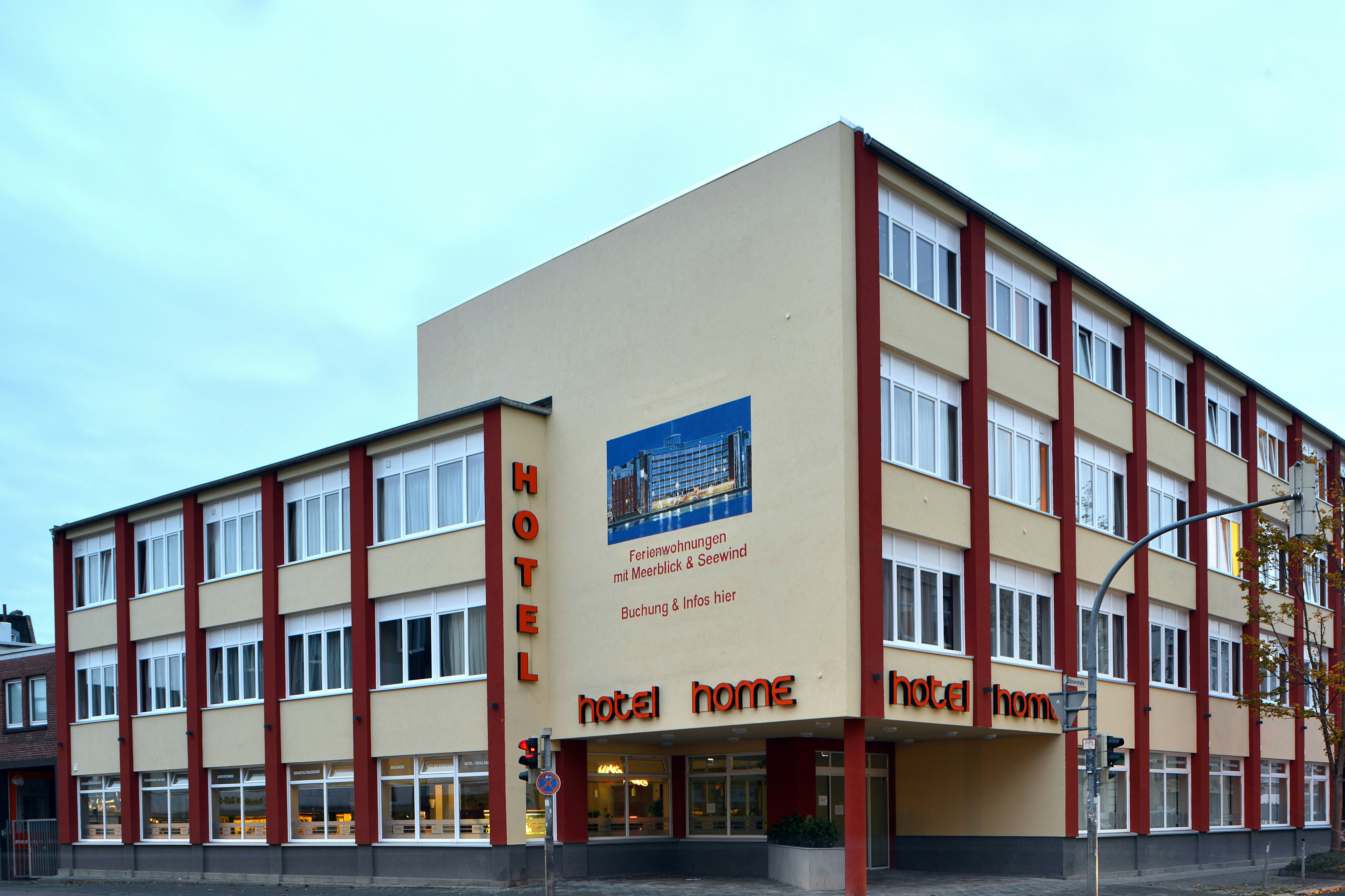 home Hotel 1/40