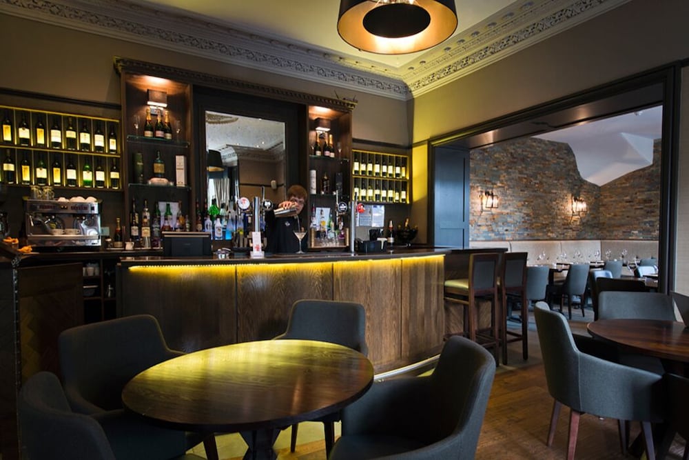 Number 10 Hotel 32/42
