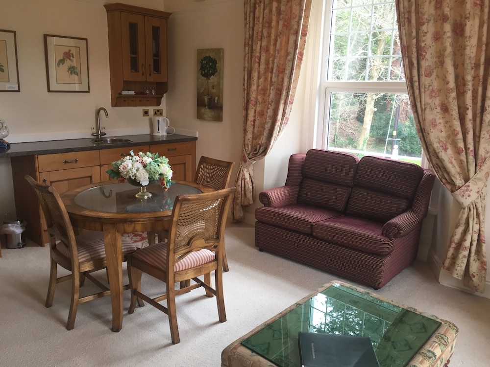 Plas Maenan Country House 36/50