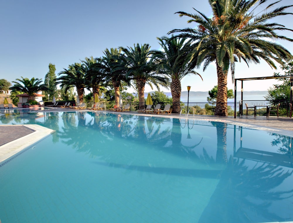 Sunrise Resort 45/69