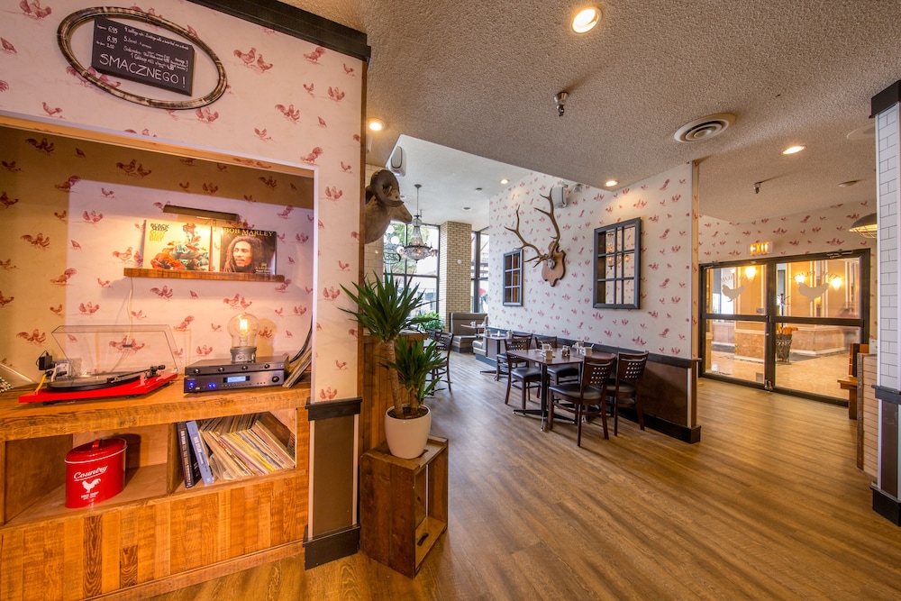 Best Western Plus Carlton Plaza Hotel 8/43