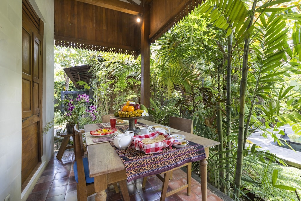 Villa Kampung Kecil 57/78