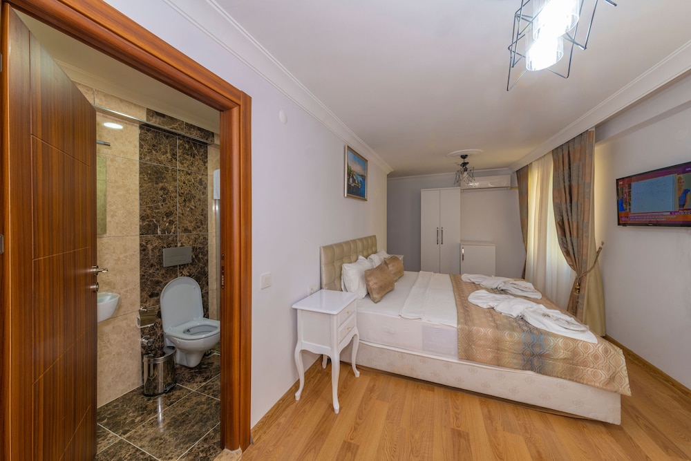 Saint George Boutique House 21/66