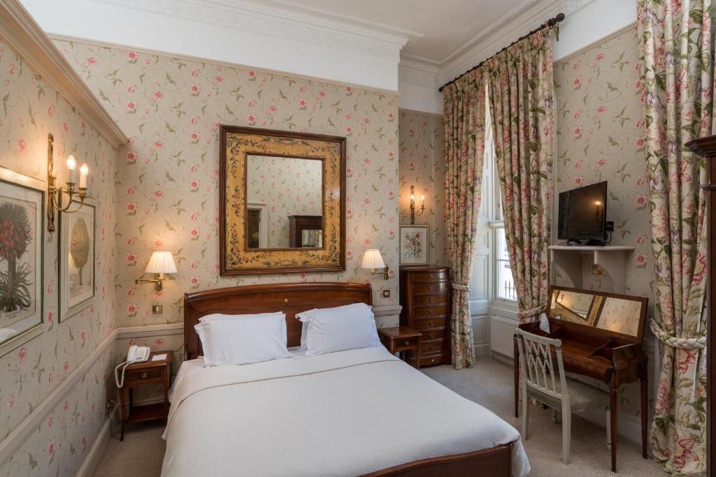 Deluxe, Suite