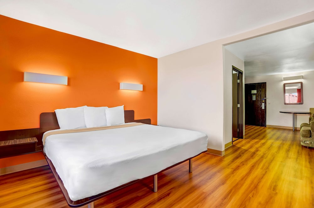 Americas Best Value Inn Apache Junction 26/56