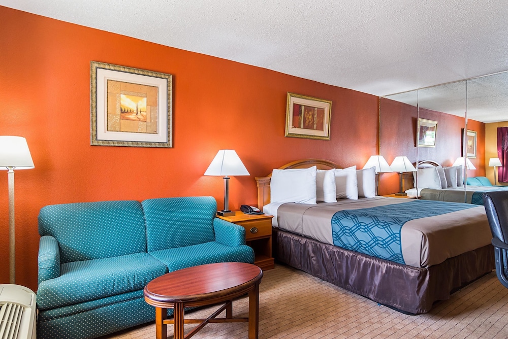 Econo Lodge Jacksonville near Little Rock Air Force Base 19/38