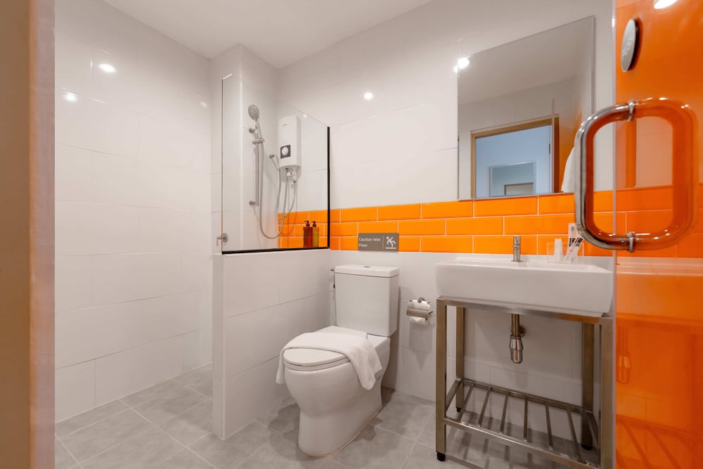 Moji Don Mueang Airport Hotel - Bangkok 24/26