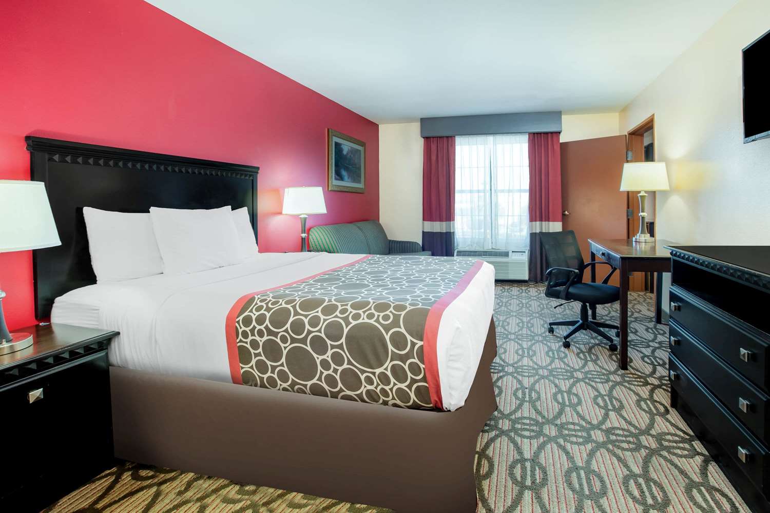 La Quinta Inn & Suites by Wyndham Dallas Mesquite 11/67