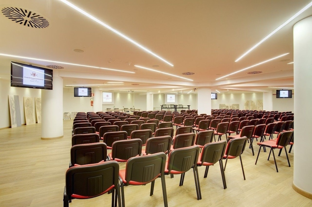 Grand Hotel Presolana 43/46