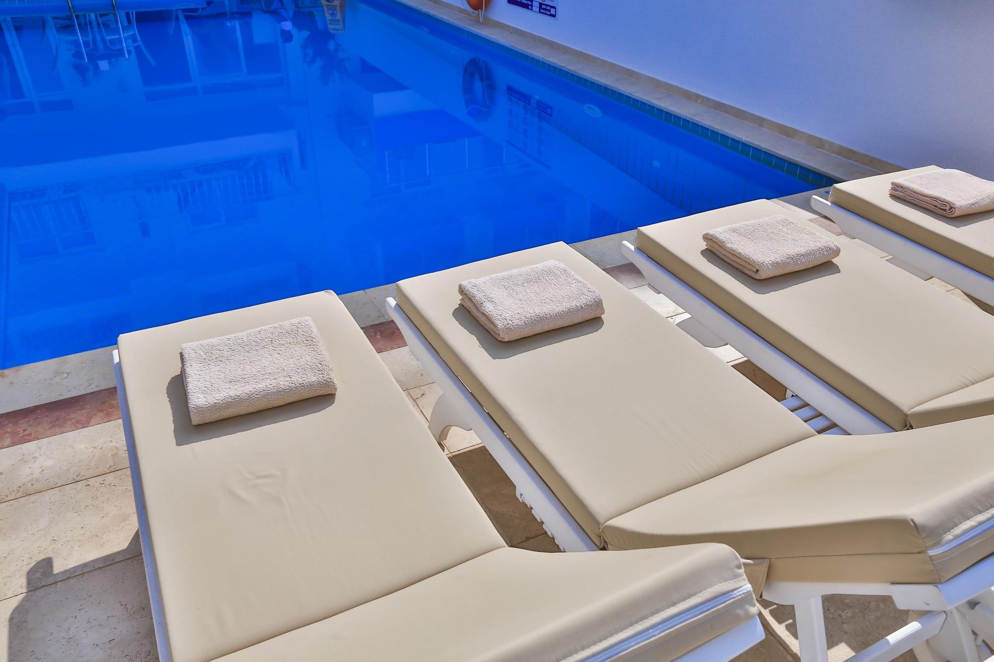 Linda Beach Hotel 46/46