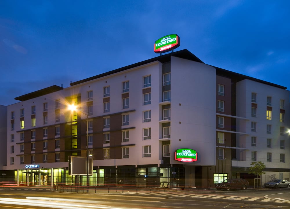 Courtyard By Marriott Paris Saint Denis 1/35