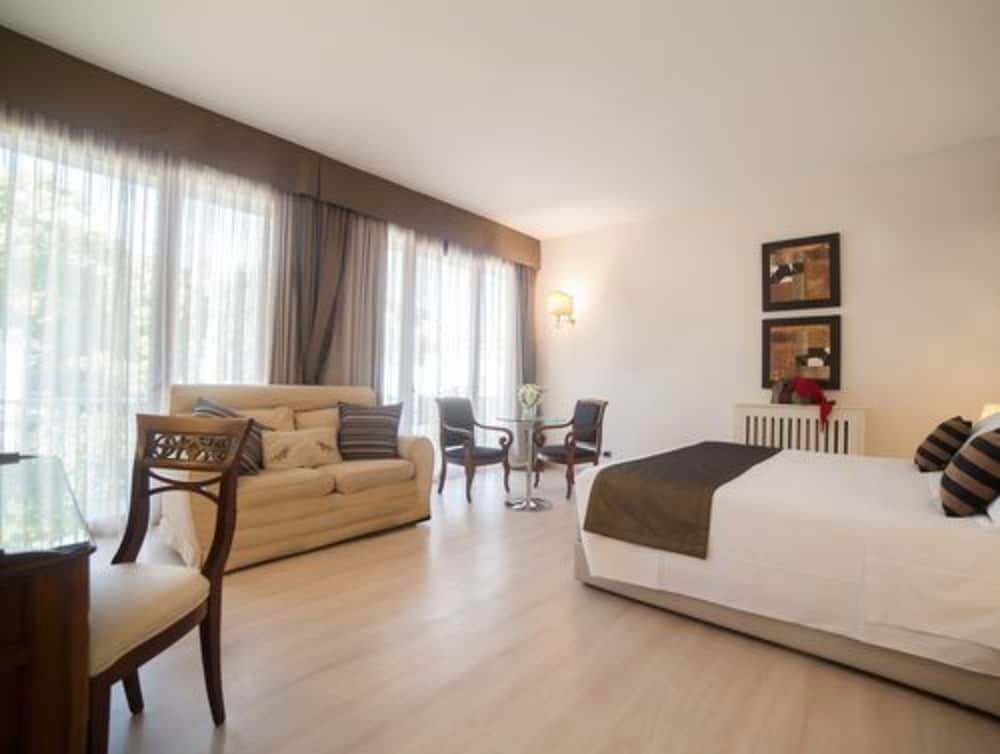 Hotel Tigullio Et de Milan 18/69