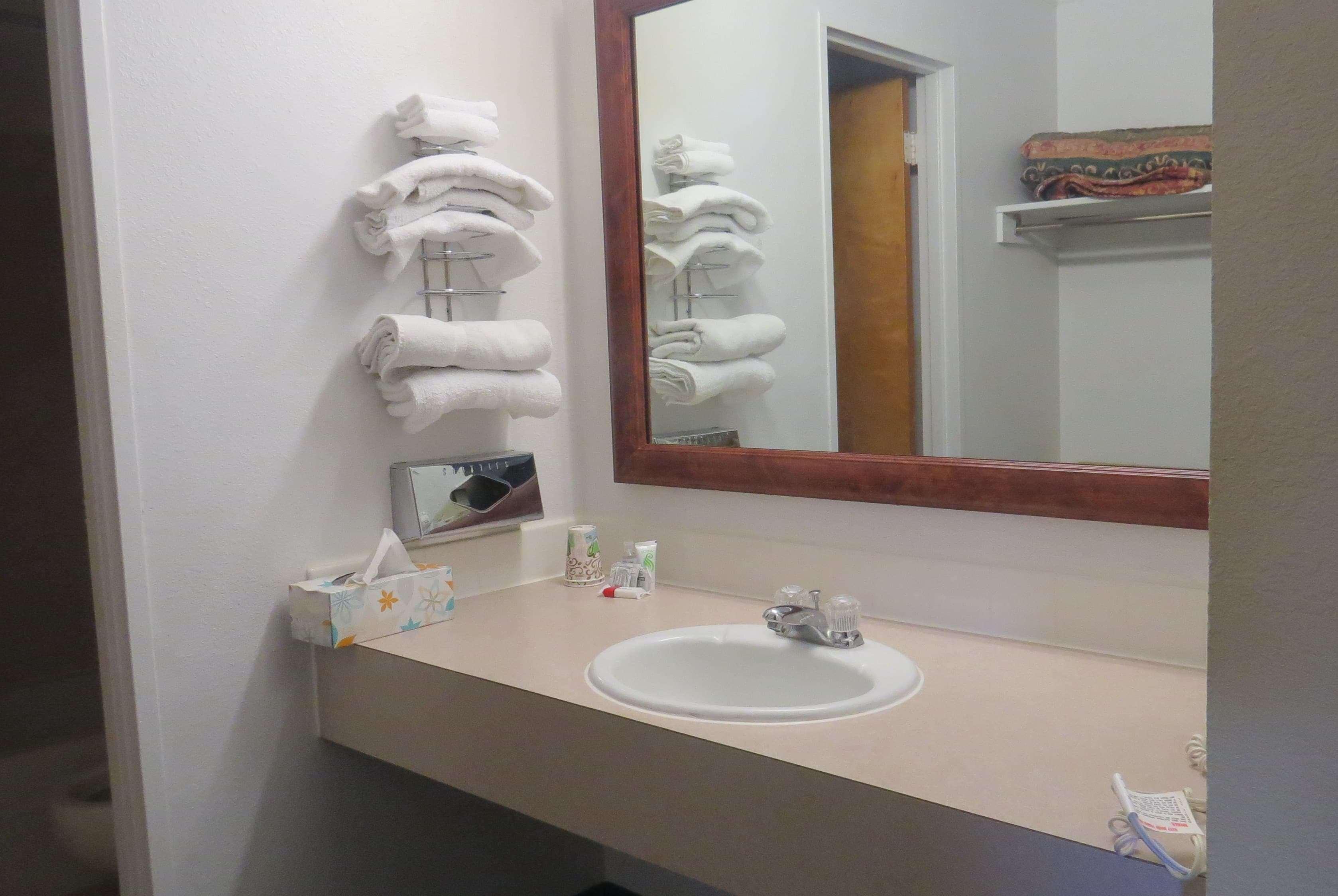 Travelodge by Wyndham Stratton 22/23