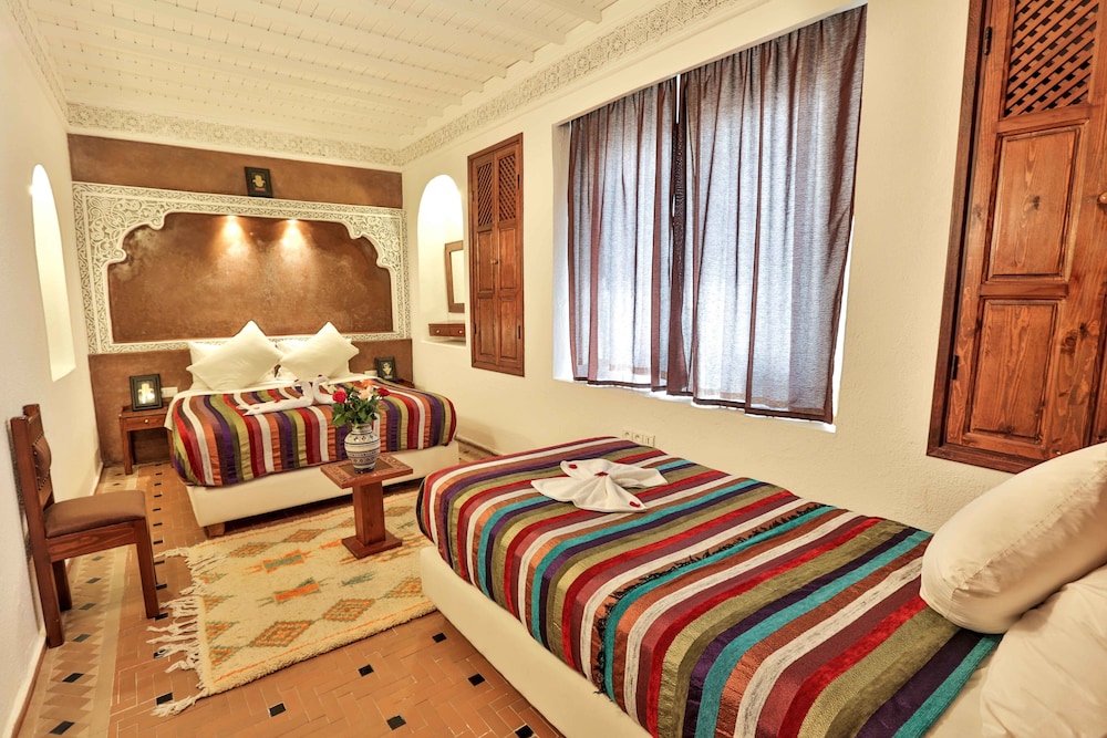 Riad Nakhla 16/62