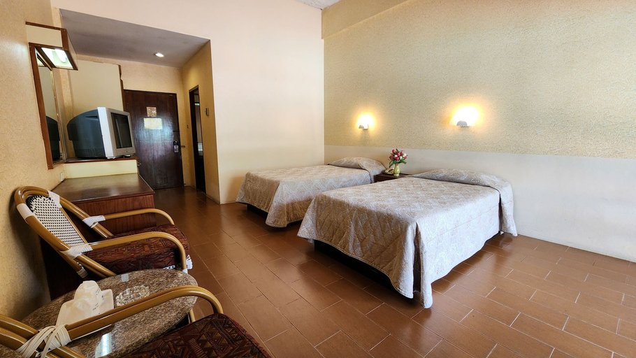 Superior, Twin Beds, Pool View, Superior Building