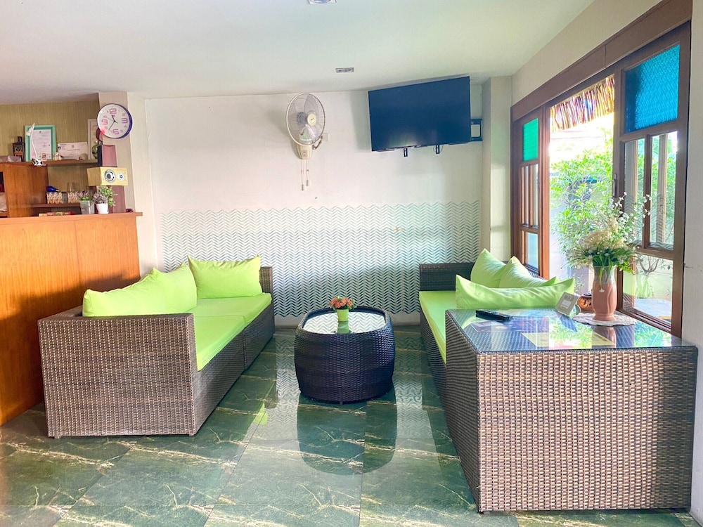 Chinda Boutique Hotel 46/56