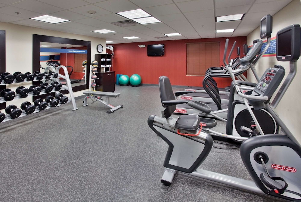 Hampton Inn And Suites Aberdeen 24/44