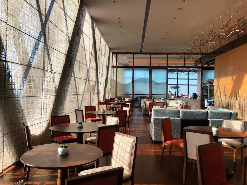 Hyatt Regency Zhenjiang 61/79