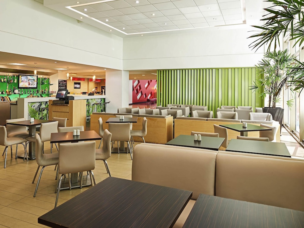 Ibis Cancun Centro 33/44